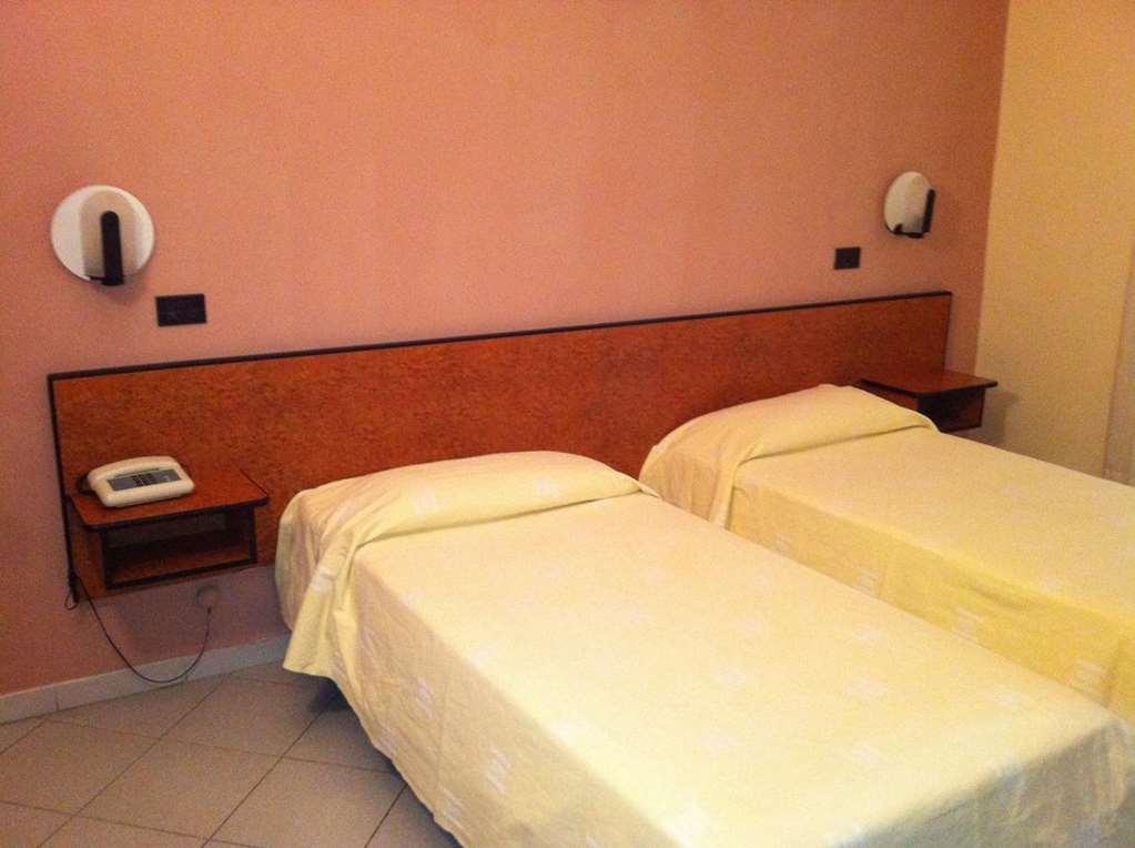 Hotel Scigliano Rossano Room photo